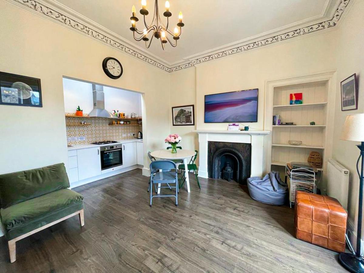 Open Plan 2 Bed Apt, Near Edinburgh Castle Apartamento Exterior foto